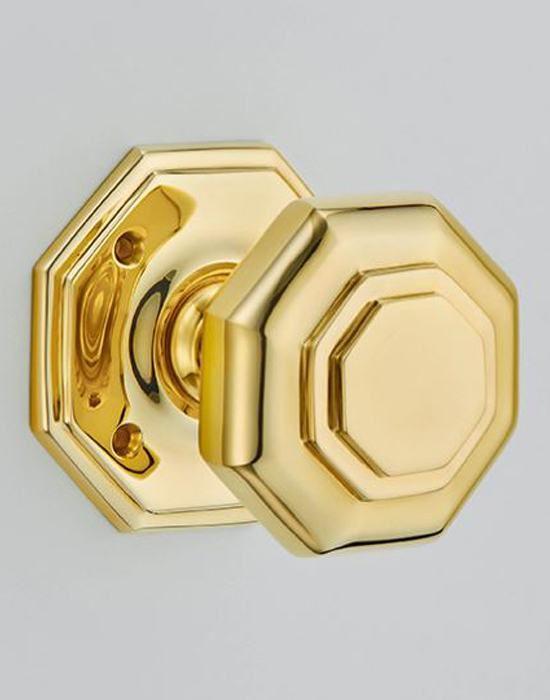 Door knobs & handles