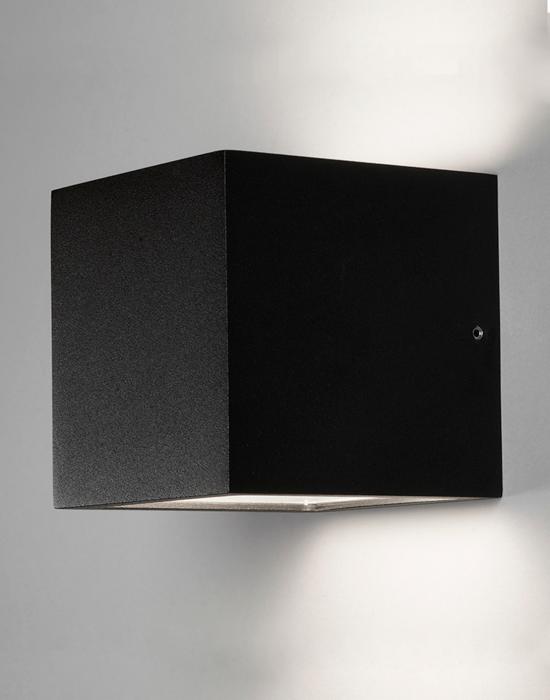 Cube wall light