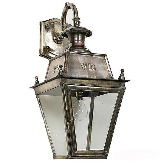 Balmoral top mount wall light