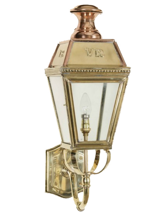 Kensington wall lantern