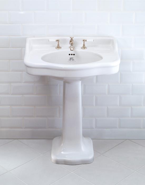 Lefroy Brooks La Chapelle pedestal & washbasin