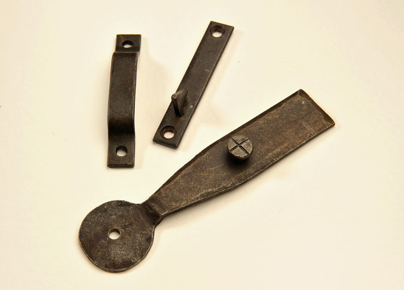 Pantry cupboard latch, iron