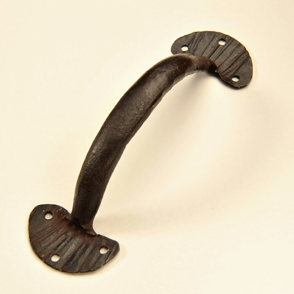 Iron 'D' Handle