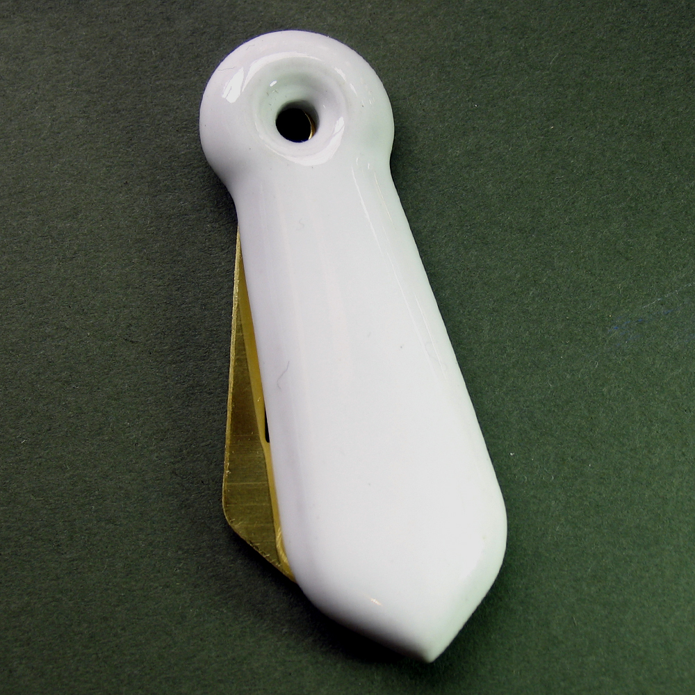 Ceramic escutcheon, white