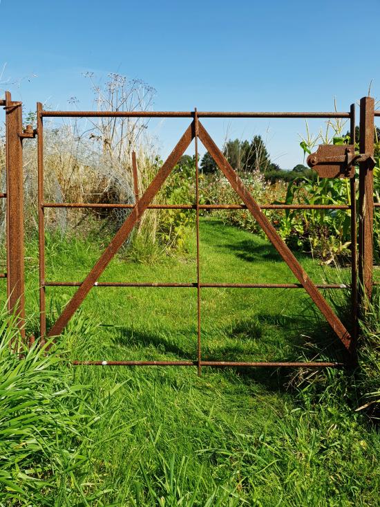 Blacksmith made Iron Gate